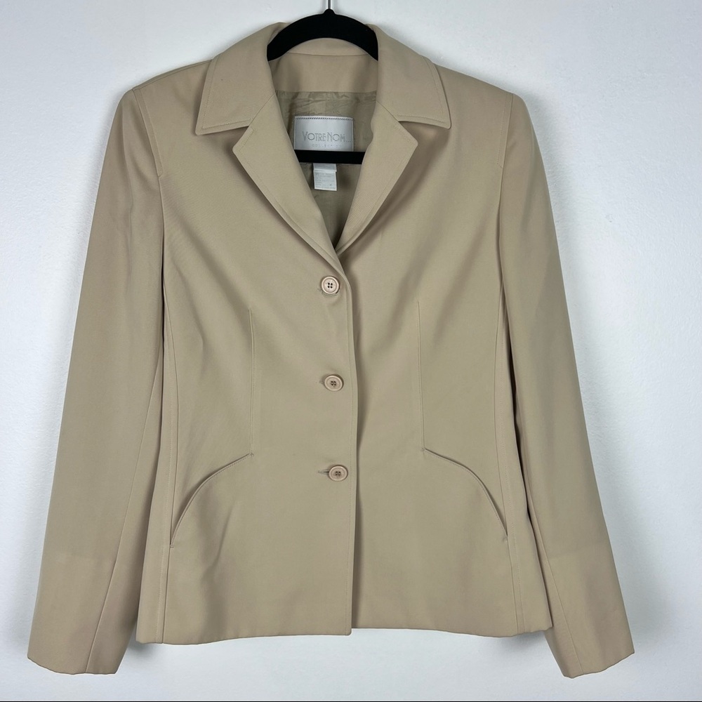 Voter Nom Blazer Tan 3 Button Business Structured Office Formal Size 4